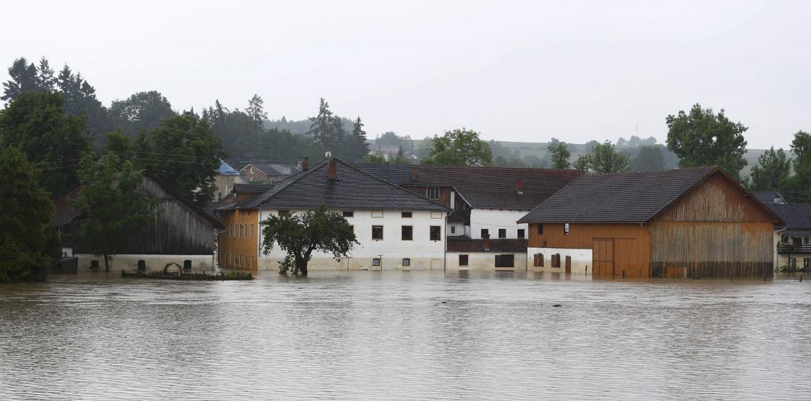 POVODNĚ V NĚMECKU: Poškození nedostanou státní podporu, povodňové fondy šly na uprchlíky