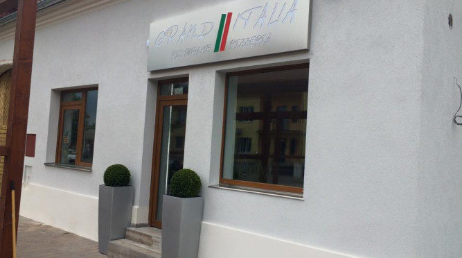 Majitel restaurace, který vyvěsil cedulku “pro imigranty nevaříme”, dostal další pokutu