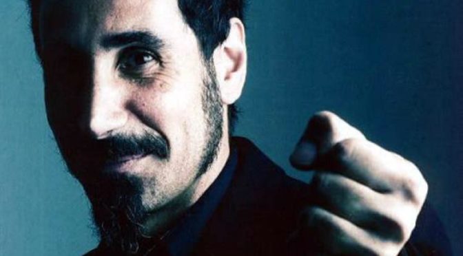 Muzikant Serj Tankian (SOAD) odmítá formát amerických voleb a nehodlá diskutovat