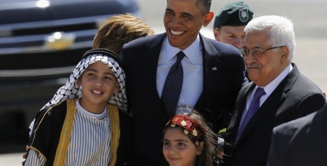 Obama v den inaugurace Trumpa poslal miliardy Palestincům. Trump dar zatrhl