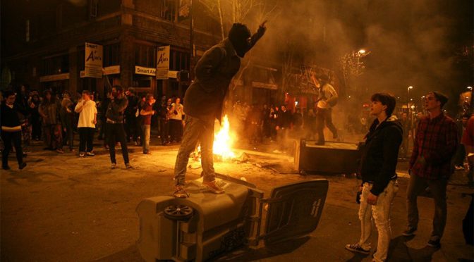 Antifa vyhrožuje IVČRN, hledá a bije lidi za rasové projevy na sociálních sítích (video)