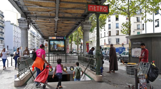 Multikulturní Francie: Výjimečný stav a válka v ulicích