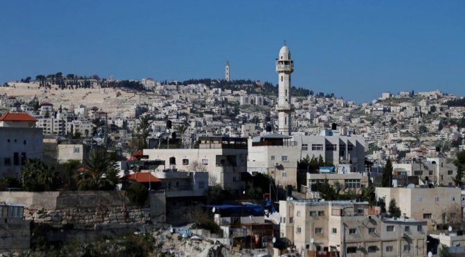 Izrael chce zakázat hlasité muslimské volání k modlitbě, muslimové hrozí nepokoji