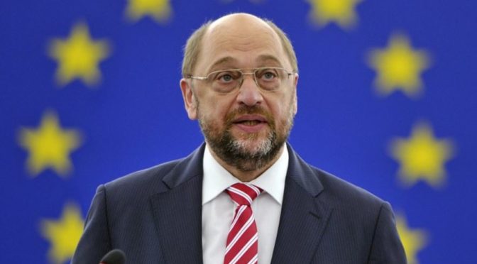 Schulz se stal hlavou německé SPD. Získal 100% hlasů 