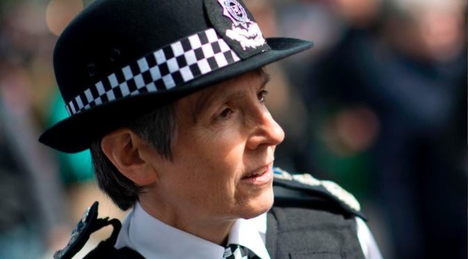 Nová šéfka londýnské policie: Příslušníci zůstanou neozbrojeni